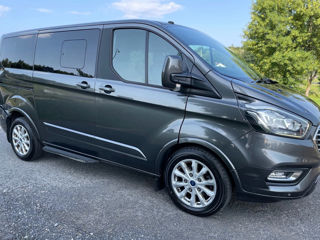 Ford Transit Custom foto 1