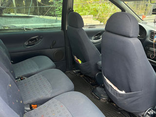 Volkswagen Sharan foto 4