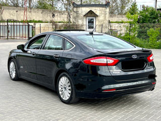 Ford Fusion foto 3