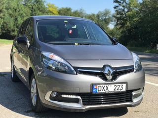 Renault Scenic foto 1