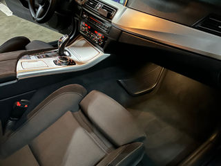 BMW 5 Series foto 16