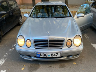 Mercedes CLK-Class foto 3