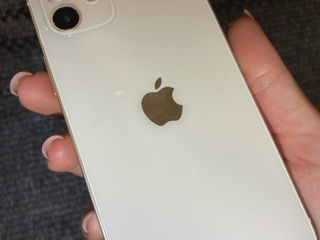 iPhone 12 white foto 3