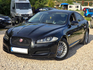 Jaguar XF foto 1