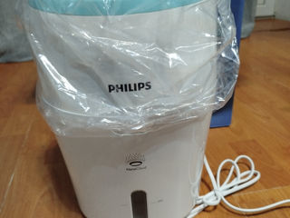 Umidificator de aer Philips.