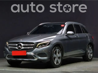 Mercedes GLC foto 1