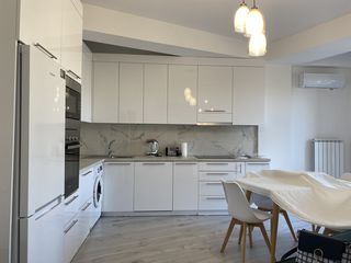 Apartament cu 2 camere, 58 m², Centru, Chișinău foto 3