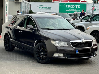 Skoda Superb foto 3