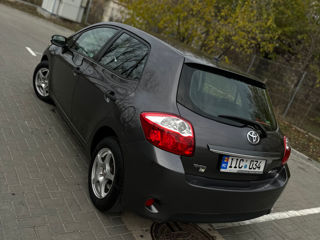 Toyota Auris foto 9