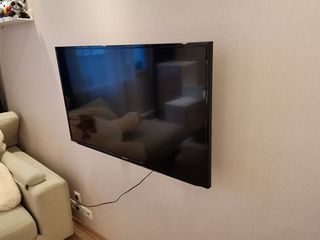 Instalare suport tv,montare televizor pe perete. Установка телевизоров на стену. foto 3