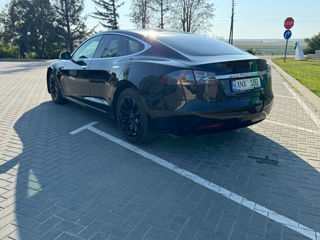 Tesla Model S foto 5