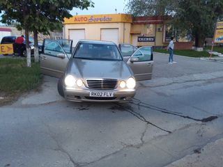 Mercedes E Class foto 4