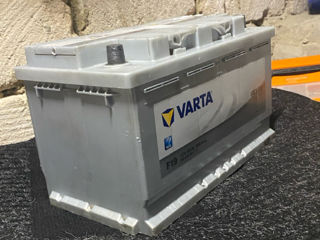 Varta 12 V 85 Ah 800 A foto 2