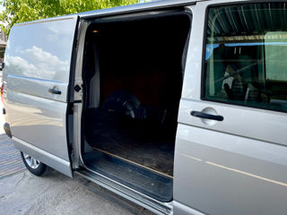 Volkswagen Transporter T6 foto 5