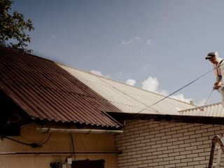 Покраска крыши / vopsirea acoperisului foto 2