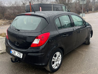 Opel Corsa foto 3