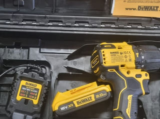 Dewalt  DCD 709с 2 батареями на 2 ампера Зарядное и кейс foto 3