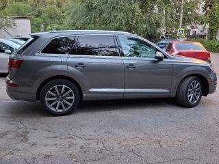 Audi Q7 foto 9