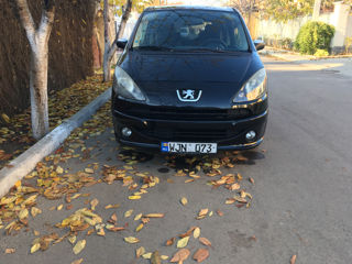 Peugeot 1007