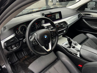 BMW 5 Series foto 6