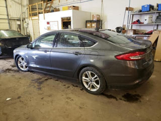 Ford Fusion foto 2