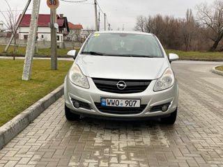 Opel Corsa foto 3