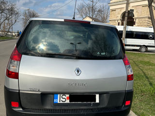 Renault Grand Scenic foto 4