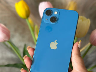 iPhone 13 Blue foto 1