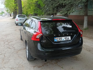 Volvo V60 foto 4