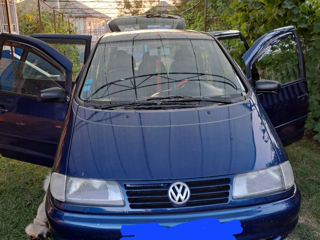 Volkswagen Sharan foto 5