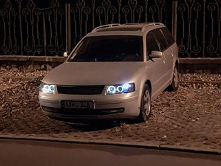 Volkswagen Passat foto 2