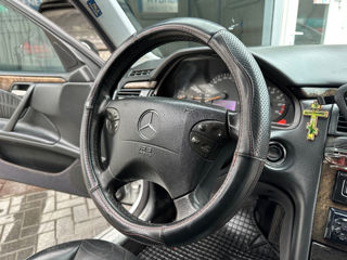 Mercedes E-Class foto 11