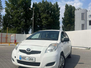 Toyota Yaris foto 1