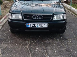 Audi 80