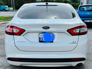 Ford Fusion foto 5