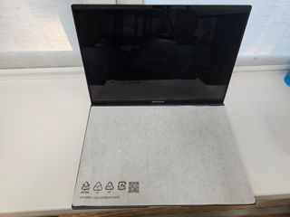 ASUS Zenbook 14X OLED foto 3