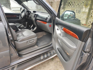 Toyota Land Cruiser Prado foto 5