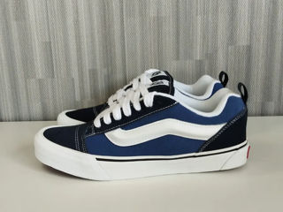 Vans Knu Skool