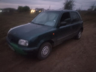 Nissan Micra foto 4