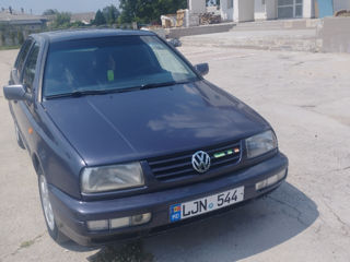 Volkswagen Vento foto 6