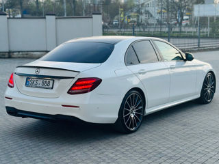 Mercedes E-Class foto 4