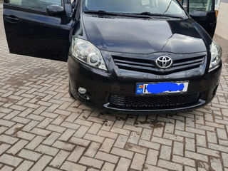 Toyota Auris foto 8