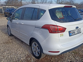 Ford B-Max foto 4