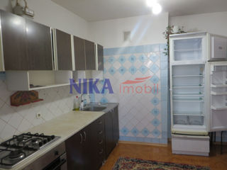 Apartament cu 3 camere, 73 m², Buiucani, Chișinău foto 11