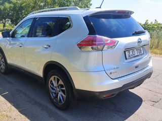 Nissan Rogue foto 3