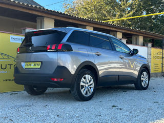 Peugeot 5008 foto 3