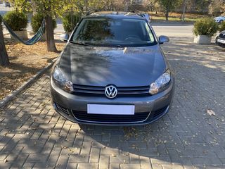 Volkswagen Jetta foto 1