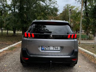 Peugeot 5008 foto 6