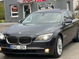 BMW 7 Series foto 3