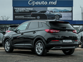 Opel Grandland X foto 2